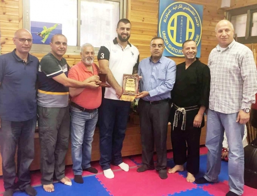 الاتحاد الفلسطيني للكاراتيه وجمعية الشبان وقدسنا يكرمون الرياضي احمد بزبز