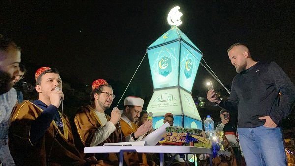 إضاءة فانوس رمضان في سلوان