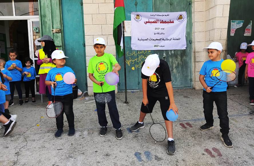 اتحاد الريشة الفلسطيني ينظم أنشطة للريشة داخل المخيمات الصيفية