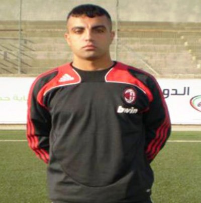 عمر أبو رويس يعود للملاعب بعد تسع سنوات اعتقال في سجون الاحتلال