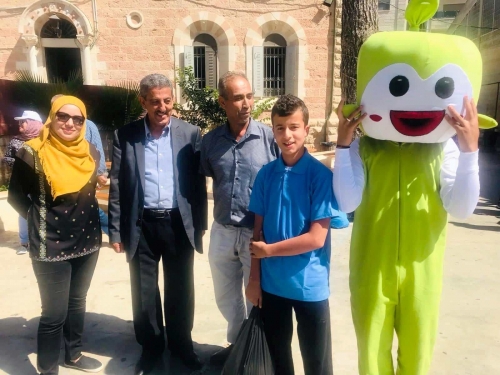لجنة الرياضة والبيئة الفلسطينية حاضرة في حملة نظفوا العالم برام الله