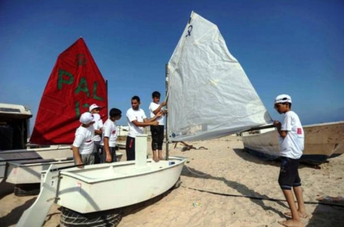 بنك فلسطين يرعى بطولة ودورة متخصصة في ركوب وقيادة القوارب الشراعية