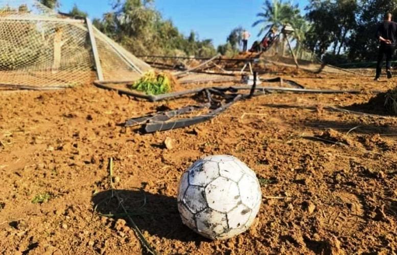 الأسرة الرياضية تدين استهداف ملعب المعمورة وسط قطاع غزة وتدمير منشآته