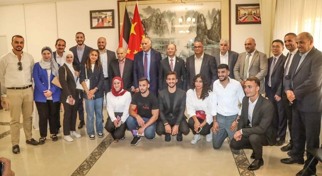 السفير الصيني يحتفي ببعثة فلسطين الرياضية المشاركة في دورة الألعاب الآسيوية هانغزو