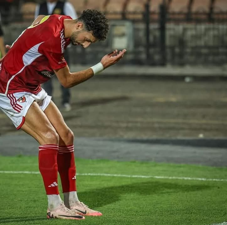 نادي ايبسويتش تاون الانجليزي يرغب في ضم قناص الاهلي المصري ونجم منتخب فلسطين   وسام ابوعلي  مقابل 5 ملايين يورو .