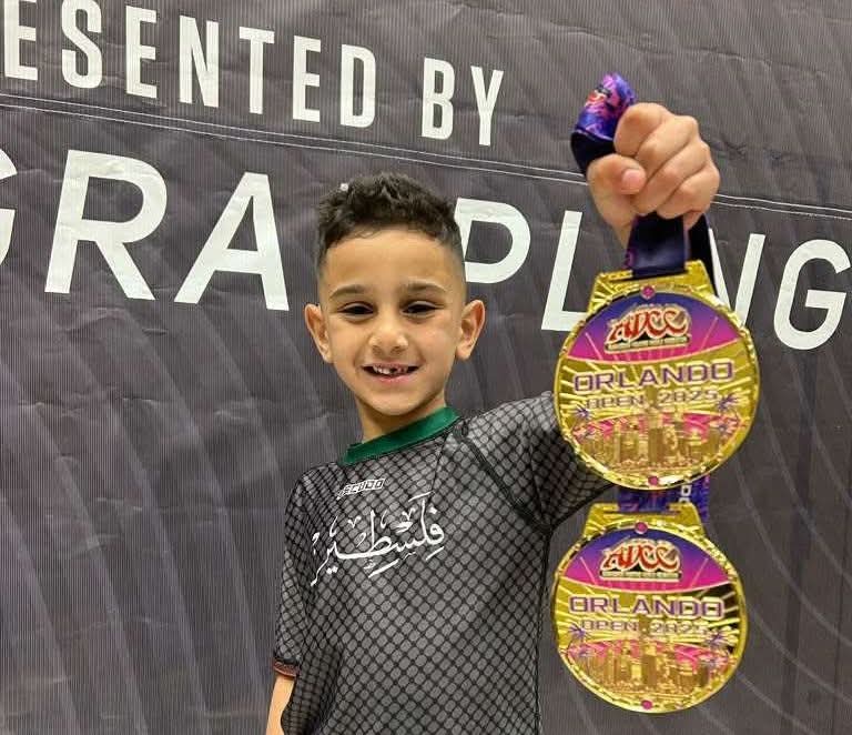 المقدسي أبن بلدة بيت حنينا جود بلال جبر يحصد الميداليات الذهبية ببطولة الجيوجيتسو العالمية