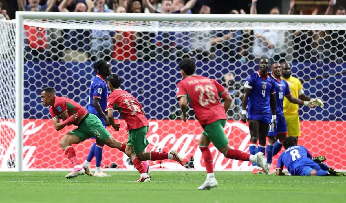 المغرب يقلب الطاولة على هايتي ويعبر إلى دور الـ32
