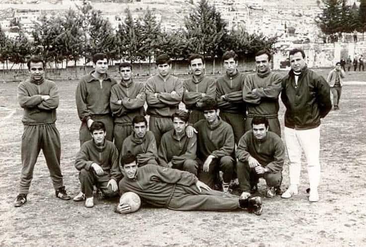 أيقونة الرياضة الفلسطينية ريمون زبانة وكتيبته في العام 1970